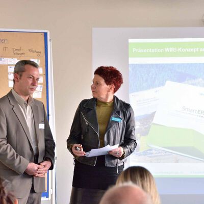 SmartERZ Ideenworkshop bei KOKI Aron Schneider und Ina Meinelt